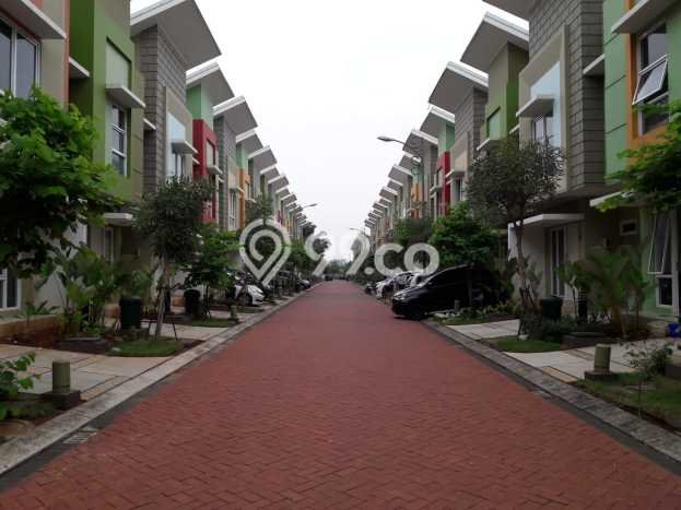 Dijual Rumah Eksklusif 2 KT di Gading Serpong, Tangerang Dijual Rumah Eksklusif 2 KT di Gading Serpong, Tangerang