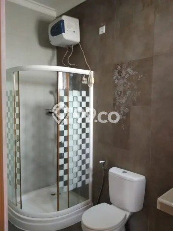 Rumah Bagus di Serpong, Tangerang Selatan, Luas 180m² LB 254m² DIJUAL CEPAT! Rumah Bagus di Serpong, Tangerang Selatan, Luas 180m² LB 254m² DIJUAL CEPAT!
