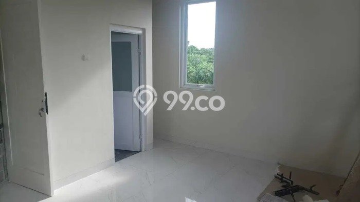 HARGA SPESIAL! Rumah Modern di Ciputat, Tangerang Selatan, Luas 132m² Bangunan 140m² Bisa Nego! HARGA SPESIAL! Rumah Modern di Ciputat, Tangerang Selatan, Luas 132m² Bangunan 140m² Bisa Nego!