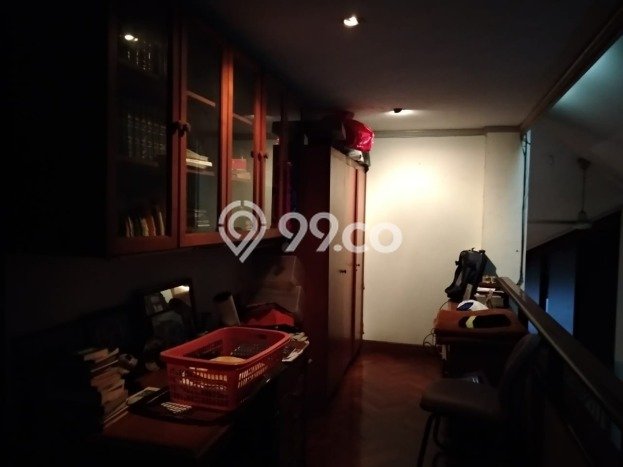 Rumah Elit Modern Tanpa Renovasi di Pos Pengumben Jakarta Barat Rumah Elit Modern Tanpa Renovasi di Pos Pengumben Jakarta Barat