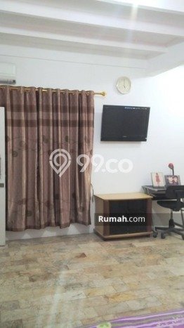 Siap Huni Hunian Elit 9 Kamar di Pamulang Dekat ke Mana Saja Siap Huni Hunian Elit 9 Kamar di Pamulang Dekat ke Mana Saja