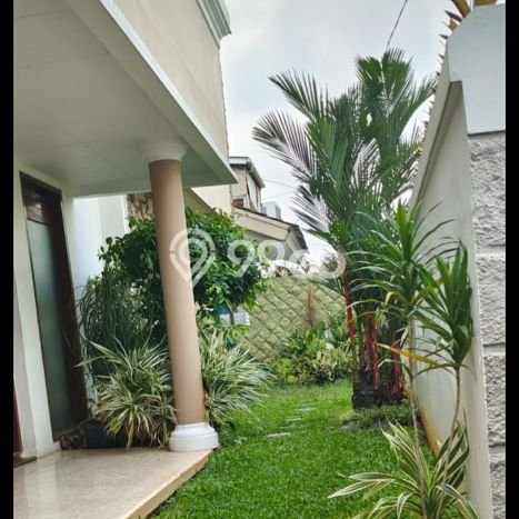 Rumah Mewah LB 400m2 Siap Huni Desain Elegan di Kemang, Jakarta Selatan Rumah Mewah LB 400m2 Siap Huni Desain Elegan di Kemang, Jakarta Selatan