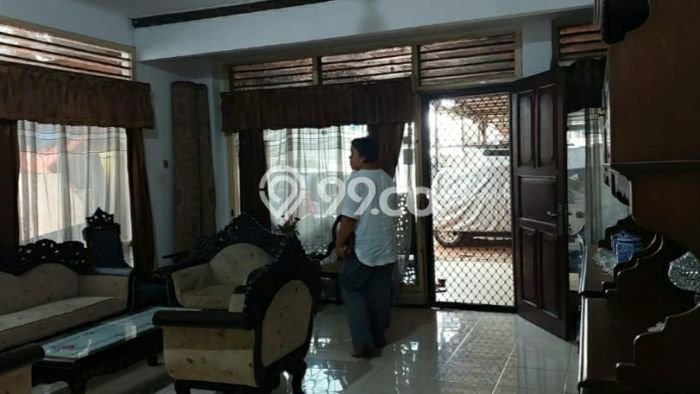 Rumah Mewah LB 500m2 Siap Huni Desain Elegan di Kemang, Jakarta Selatan Rumah Mewah LB 500m2 Siap Huni Desain Elegan di Kemang, Jakarta Selatan
