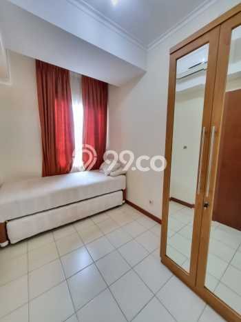 Apartemen Strategis 64m2 di Kemang Jakarta Selatan 2 KT Apartemen Strategis 64m2 di Kemang Jakarta Selatan 2 KT