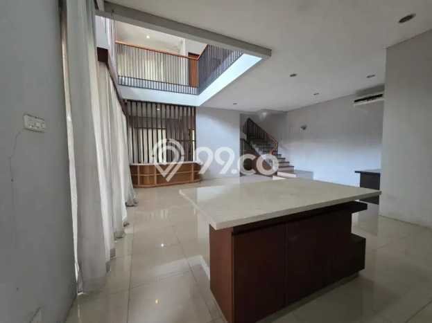 Rumah Elit LB 350m2 Siap Pakai Desain Elegan di Bintaro, Tangerang Selatan Rumah Elit LB 350m2 Siap Pakai Desain Elegan di Bintaro, Tangerang Selatan