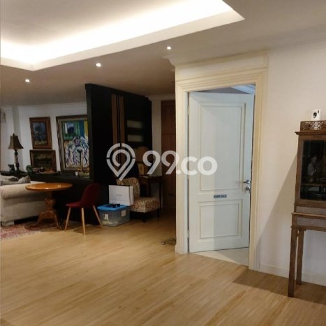 Ready to Use! Premium House LT 240m2 Desain Modern di Senayan Ready to Use! Premium House LT 240m2 Desain Modern di Senayan