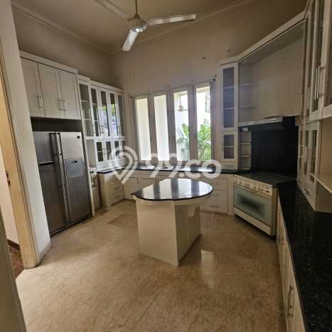 Disewakan Rumah Nyaman di Kemang LT 600m2 / LB 800m2 Siap Huni Disewakan Rumah Nyaman di Kemang LT 600m2 / LB 800m2 Siap Huni