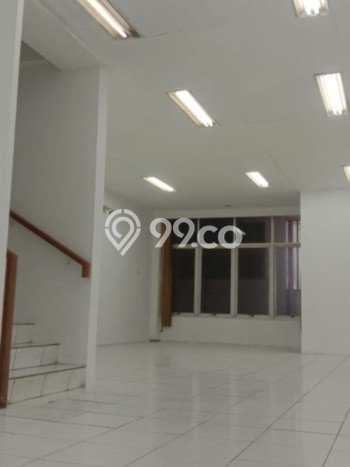 Ruko untuk Disewa di Pusat Jakarta Selatan Luas Bangunan 432m2 Ruko untuk Disewa di Pusat Jakarta Selatan Luas Bangunan 432m2