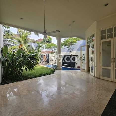 Disewakan Rumah Nyaman di Kemang LT 600m2 / LB 800m2 Siap Huni Disewakan Rumah Nyaman di Kemang LT 600m2 / LB 800m2 Siap Huni