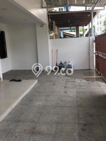 For Sale! Premium House LT 192m2 Desain Modern di Pasar Baru For Sale! Premium House LT 192m2 Desain Modern di Pasar Baru