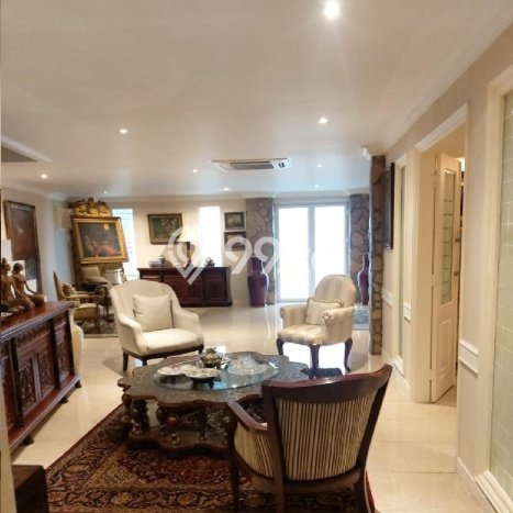 Ready to Use! Premium House LT 240m2 Desain Modern di Senayan Ready to Use! Premium House LT 240m2 Desain Modern di Senayan