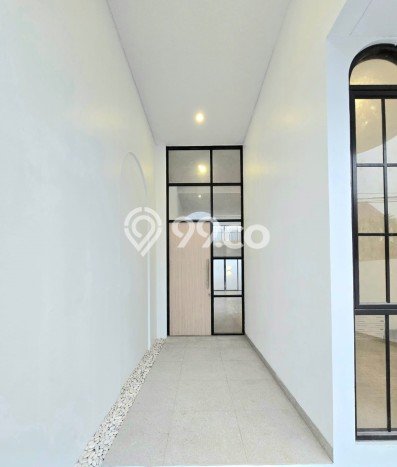 Ready to Use! Premium House LT 138m2 Desain Modern di Joglo Ready to Use! Premium House LT 138m2 Desain Modern di Joglo