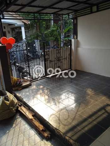 For Sale Rumah 2 Kamar Lokasi Strategis Nyaman dan Strategis di Ciputat For Sale Rumah 2 Kamar Lokasi Strategis Nyaman dan Strategis di Ciputat