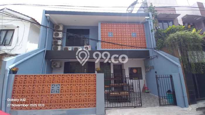 Siap Huni Rumah Mewah 10 Kamar di Tebet Dekat ke Mana Pun Siap Huni Rumah Mewah 10 Kamar di Tebet Dekat ke Mana Pun