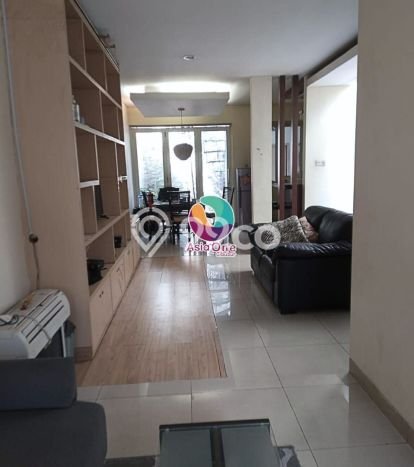 Dijual Hunian Rumah Terawat 4 KT di Raffles Hills, Jakarta Timur Dijual Hunian Rumah Terawat 4 KT di Raffles Hills, Jakarta Timur