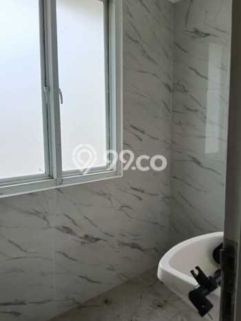 Rumah Modern 4 KT di Kota Wisata Jakarta Timur Unfurnished Rumah Modern 4 KT di Kota Wisata Jakarta Timur Unfurnished