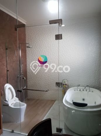 Ready to Use! Luxury House LT 330m2 Desain Elegan di Kota Wisata Ready to Use! Luxury House LT 330m2 Desain Elegan di Kota Wisata