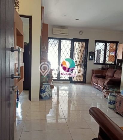 Ready to Use! Premium House LT 200m2 Desain Modern di Legenda Wisata Ready to Use! Premium House LT 200m2 Desain Modern di Legenda Wisata