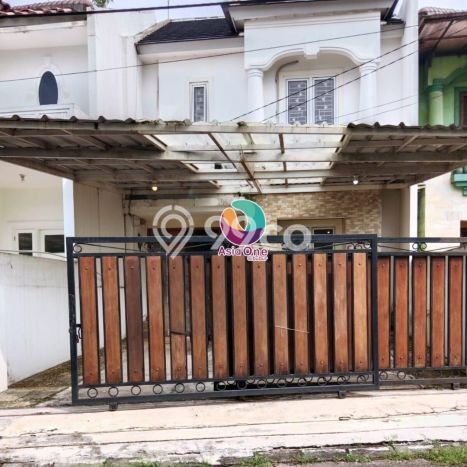Dijual Hunian Rumah Terawat 4 KT di Raffles Hills, Jakarta Timur Dijual Hunian Rumah Terawat 4 KT di Raffles Hills, Jakarta Timur