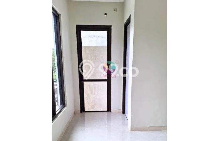 Rumah sewa siap pakai 3 Kamar Tidur di Kota Wisata, Jakarta Timur Rumah sewa siap pakai 3 Kamar Tidur di Kota Wisata, Jakarta Timur