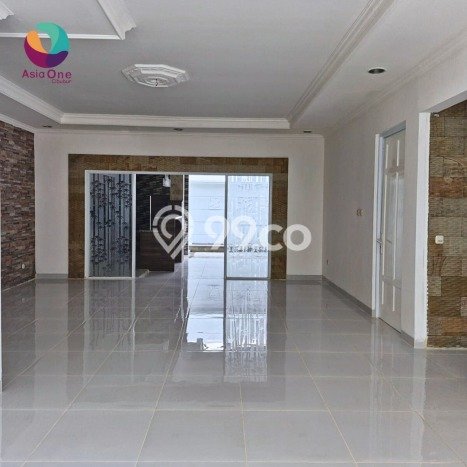 Rumah Asri 4 KT di , Jakarta Timur - LT 210m2m² Rumah Asri 4 KT di , Jakarta Timur - LT 210m2m²
