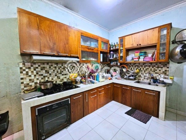 Jual Rumah Modern 3 KT di Legenda Wisata, Jakarta Timur Jual Rumah Modern 3 KT di Legenda Wisata, Jakarta Timur