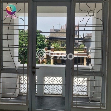 Rumah 3 KT 2 KM di Area Premium Kota Wisata, Jakarta Timur Rumah 3 KT 2 KM di Area Premium Kota Wisata, Jakarta Timur