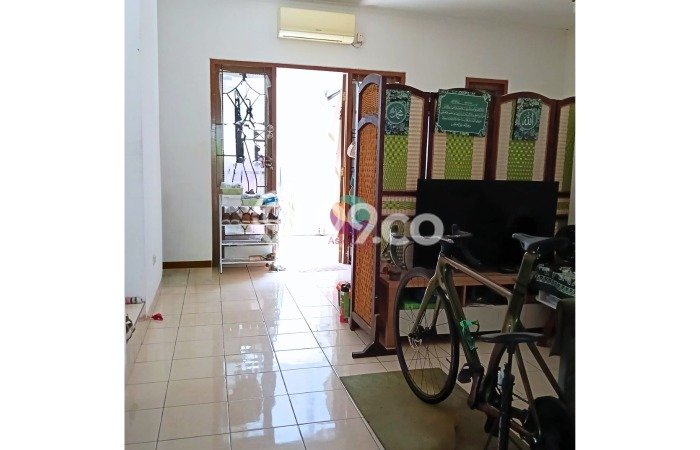 Jual Rumah Modern 3 KT di Kota Wisata, Jakarta Timur Jual Rumah Modern 3 KT di Kota Wisata, Jakarta Timur