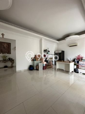 For Sale! Luxury House LT 300m2 Desain Modern di Pantai Indah Kapuk For Sale! Luxury House LT 300m2 Desain Modern di Pantai Indah Kapuk