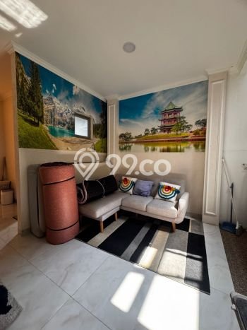 Disewakan! Rumah 5 Kamar Tidur &
4 Kamar Mandi di Pantai Indah Kapuk, Jakarta Utara Disewakan! Rumah 5 Kamar Tidur &
4 Kamar Mandi di Pantai Indah Kapuk, Jakarta Utara