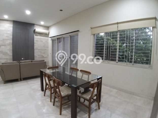 Disewakan! Rumah 3 Kamar Tidur &
3 Kamar Mandi di Pantai Indah Kapuk, Jakarta Utara Disewakan! Rumah 3 Kamar Tidur &
3 Kamar Mandi di Pantai Indah Kapuk, Jakarta Utara