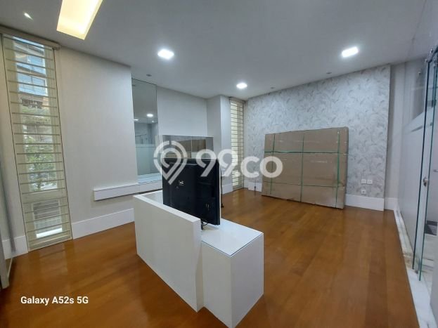 Jual Rumah Mewah Elegan Dengan View Cantik di Pantai Indah Kapuk, Jakarta Utara Jual Rumah Mewah Elegan Dengan View Cantik di Pantai Indah Kapuk, Jakarta Utara