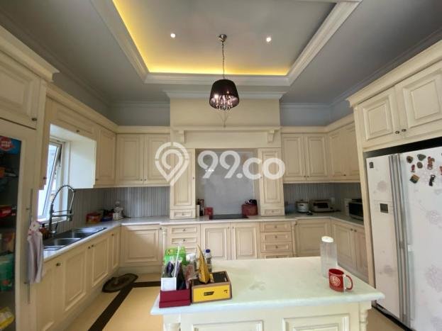 Rumah Elit Modern Tanpa Renovasi di Pantai Indah Kapuk Jakarta Utara Rumah Elit Modern Tanpa Renovasi di Pantai Indah Kapuk Jakarta Utara