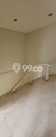 Disewakan! Rumah 4 Kamar Tidur &
3 Kamar Mandi di Pantai Indah Kapuk, Jakarta Utara Disewakan! Rumah 4 Kamar Tidur &
3 Kamar Mandi di Pantai Indah Kapuk, Jakarta Utara
