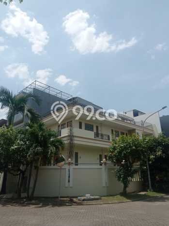 Disewakan Rumah Harga Terjangkau di Pantai Indah Kapuk Jakarta Utara dengan 3 KT Disewakan Rumah Harga Terjangkau di Pantai Indah Kapuk Jakarta Utara dengan 3 KT