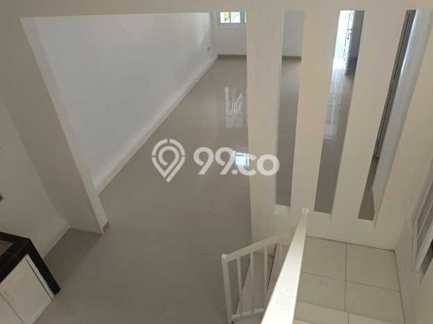 Dijual Hunian Rumah Terawat 3 Kamar di Kota Wisata, Jakarta Timur Dijual Hunian Rumah Terawat 3 Kamar di Kota Wisata, Jakarta Timur