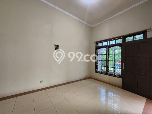 Siap Huni Hunian Elit 4 Kamar di Cipayung Dekat ke Mana Pun Siap Huni Hunian Elit 4 Kamar di Cipayung Dekat ke Mana Pun