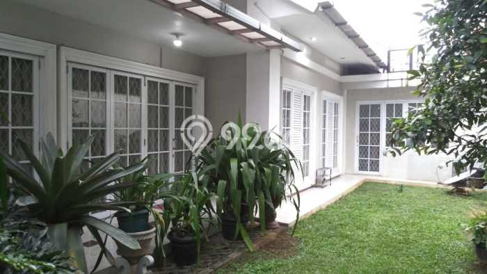 Dijual Rumah Premium dengan Fasilitas Sekitar Komplit di Cipayung, Jakarta Timur Dijual Rumah Premium dengan Fasilitas Sekitar Komplit di Cipayung, Jakarta Timur