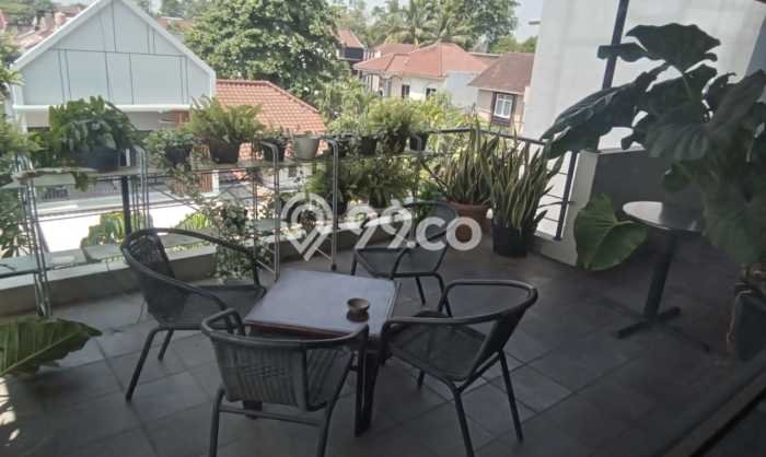 Jual Rumah Mewah Elegan Dengan View Eksklusif di Raffles Hills, Jakarta Timur Jual Rumah Mewah Elegan Dengan View Eksklusif di Raffles Hills, Jakarta Timur