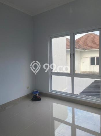 Rumah Modern 3 KT LT 144m2 di Kota Wisata Rumah Modern 3 KT LT 144m2 di Kota Wisata
