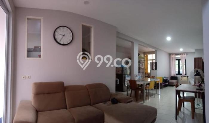 Dijual Hunian Rumah Terawat 4 Kamar di Kota Wisata, Jakarta Timur Dijual Hunian Rumah Terawat 4 Kamar di Kota Wisata, Jakarta Timur