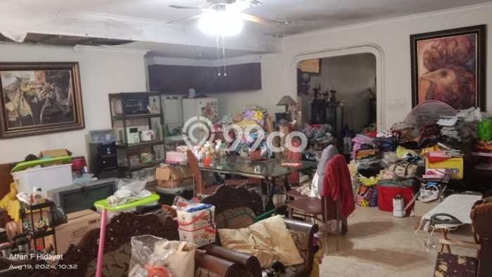 Jual Rumah Luas Elegan Dengan View Cantik di Gudang Peluru, Jakarta Selatan Jual Rumah Luas Elegan Dengan View Cantik di Gudang Peluru, Jakarta Selatan