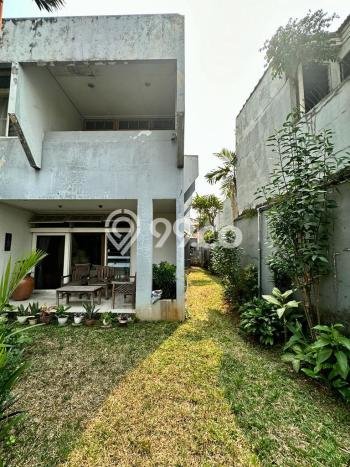 Siap Huni Hunian Elit 5 Kamar di Cilandak Dekat ke Mana Pun Siap Huni Hunian Elit 5 Kamar di Cilandak Dekat ke Mana Pun