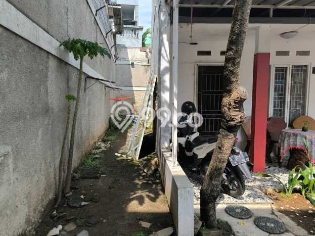 Jual Rumah Strategis Bagus Punya 2 KT di Ciracas Jakarta Timur SHM Jual Rumah Strategis Bagus Punya 2 KT di Ciracas Jakarta Timur SHM