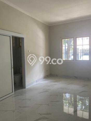 Ready to Use! Premium House LT 200m2 Desain Elegan di Kota Wisata Ready to Use! Premium House LT 200m2 Desain Elegan di Kota Wisata