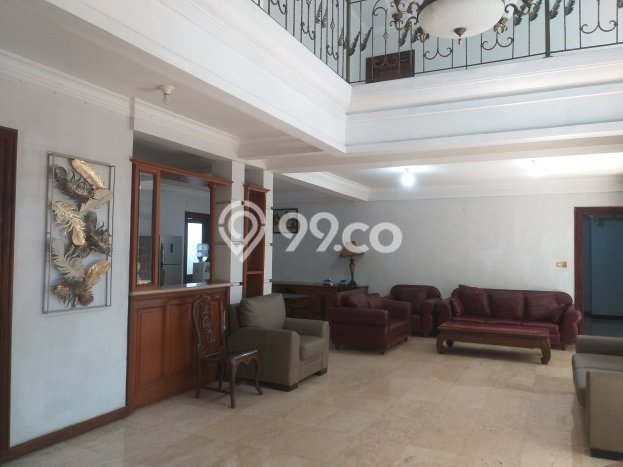 Rumah Elit Modern Tanpa Renovasi di Senayan Jakarta Selatan Rumah Elit Modern Tanpa Renovasi di Senayan Jakarta Selatan