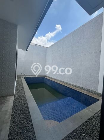 Rumah Elit Modern Siap Huni di BSD Green Wich Tangerang Rumah Elit Modern Siap Huni di BSD Green Wich Tangerang