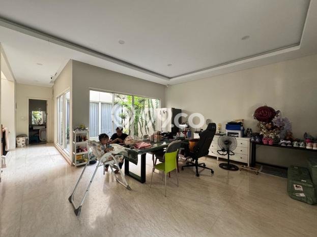 Rumah Luxury Modern Tanpa Renovasi di Gading Serpong Tangerang Rumah Luxury Modern Tanpa Renovasi di Gading Serpong Tangerang