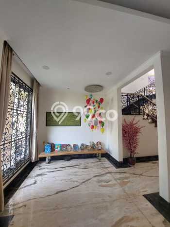 Rumah Elit LB 750m2 Siap Huni Desain Elegan di Alam Sutera, Tangerang Rumah Elit LB 750m2 Siap Huni Desain Elegan di Alam Sutera, Tangerang