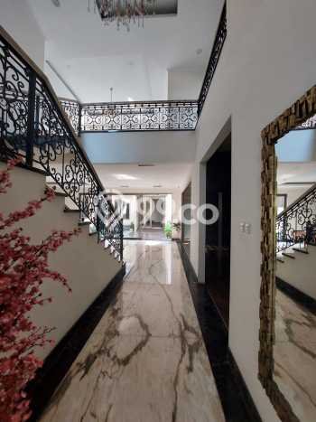 Rumah Elit LB 750m2 Siap Huni Desain Elegan di Alam Sutera, Tangerang Rumah Elit LB 750m2 Siap Huni Desain Elegan di Alam Sutera, Tangerang